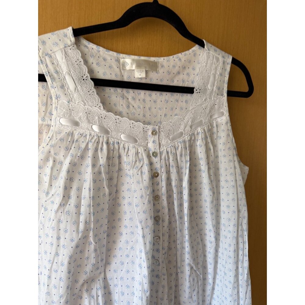 Eileen West Womens Nightgown Size M White Blue Floral Eyelet Trim Pullover New - Picture 12 of 15